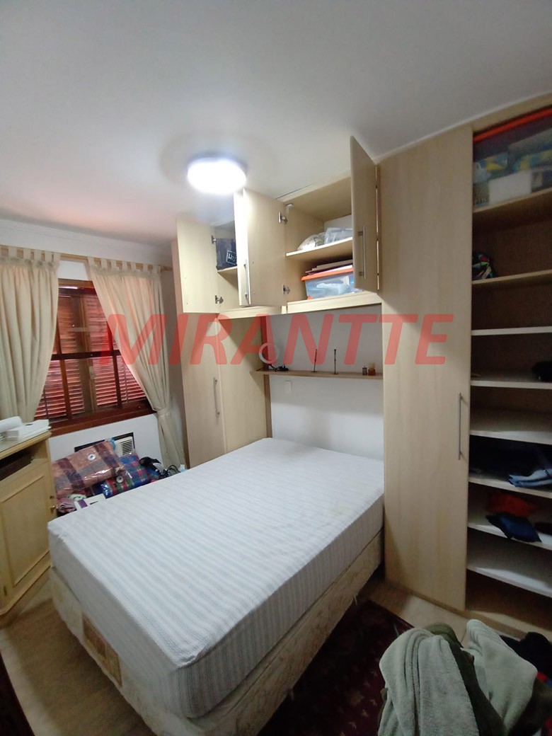 Sobrado de 225m² com 3 quartos em Vila Irmaos Arnoni