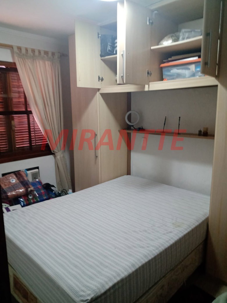 Sobrado de 225m² com 3 quartos em Vila Irmaos Arnoni