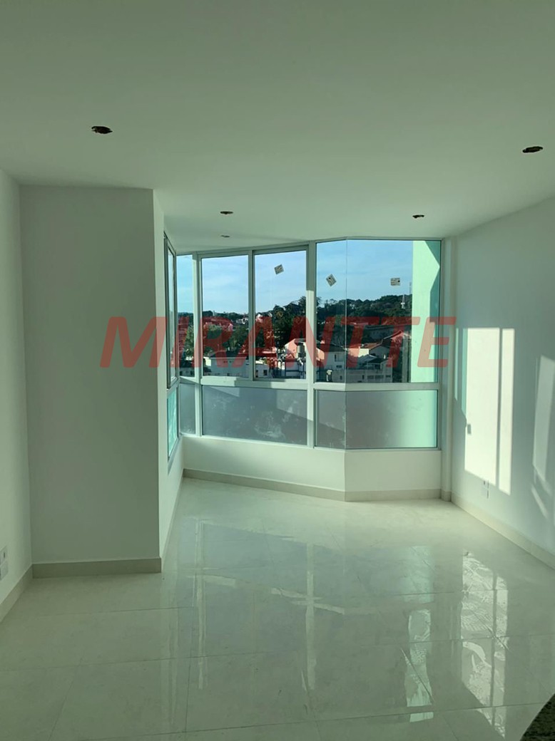 Apartamento com 2 quartos em Água Fria