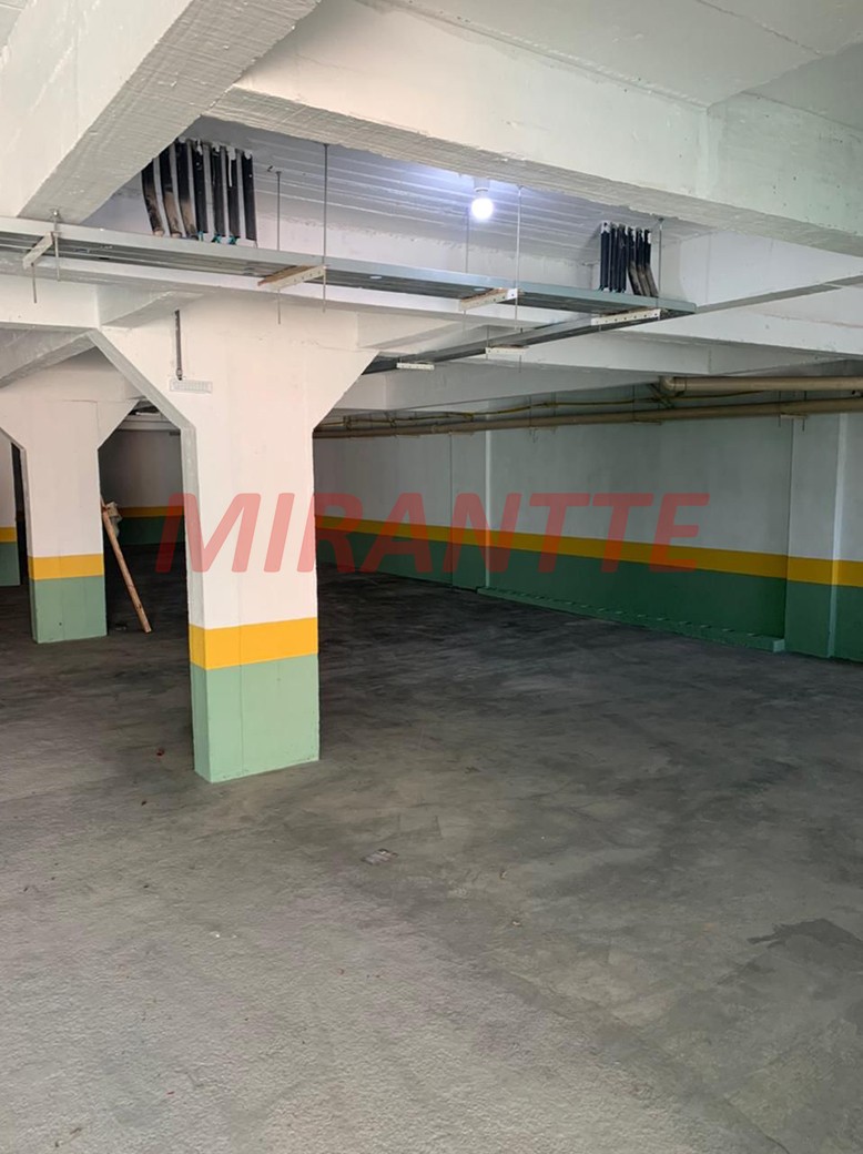 Apartamento com 2 quartos em Água Fria
