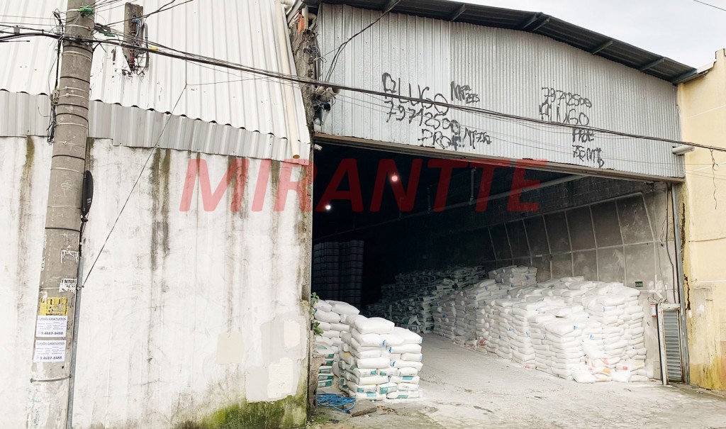 Galpao de 2800m² em Vila Galvão