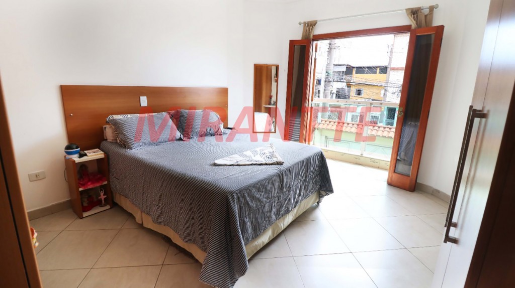 Sobrado de 161m² com 3 quartos em Vila Gustavo