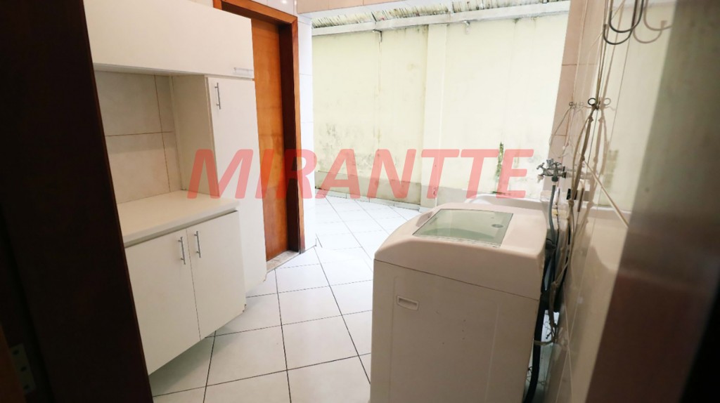 Sobrado de 161m² com 3 quartos em Vila Gustavo