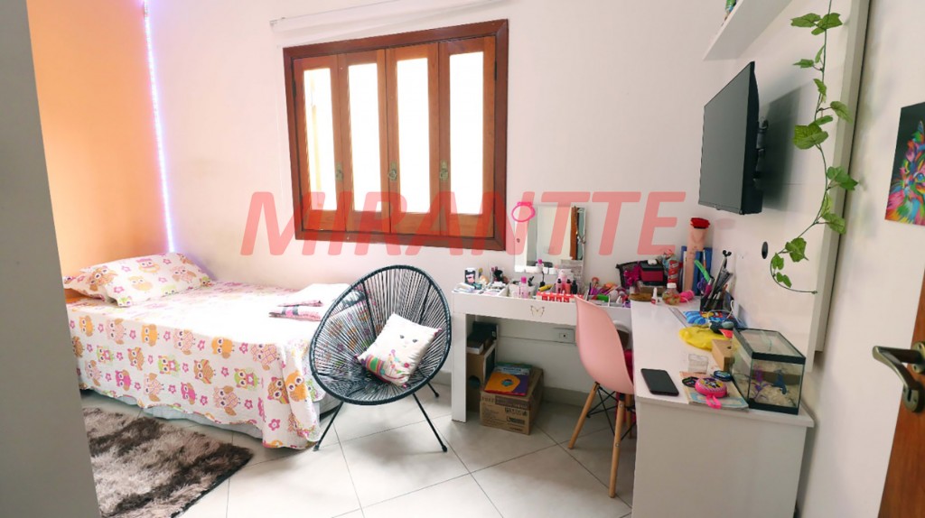 Sobrado de 161m² com 3 quartos em Vila Gustavo