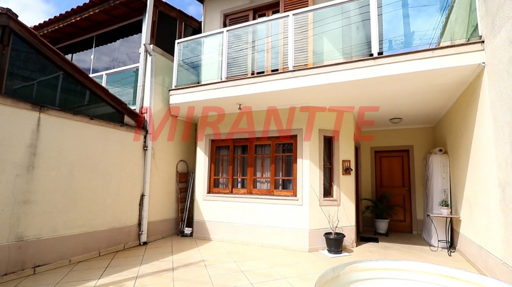 Sobrado de 161m² com 3 quartos em Vila Gustavo