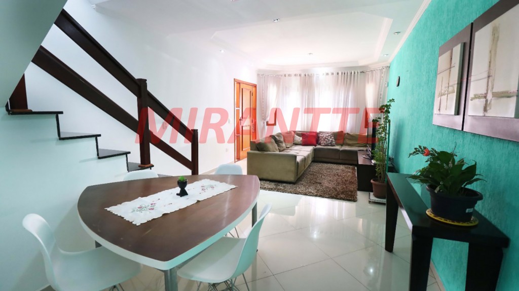 Sobrado de 161m² com 3 quartos em Vila Gustavo