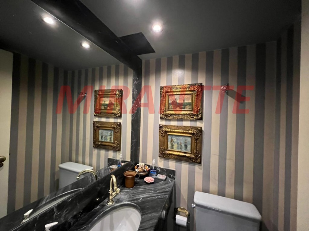 Apartamento de 220m² com 4 quartos em Itaim Bibi