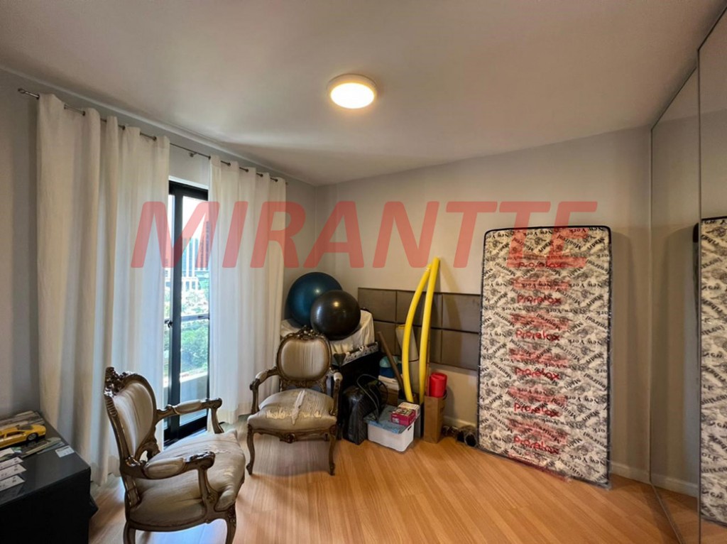 Apartamento de 220m² com 4 quartos em Itaim Bibi