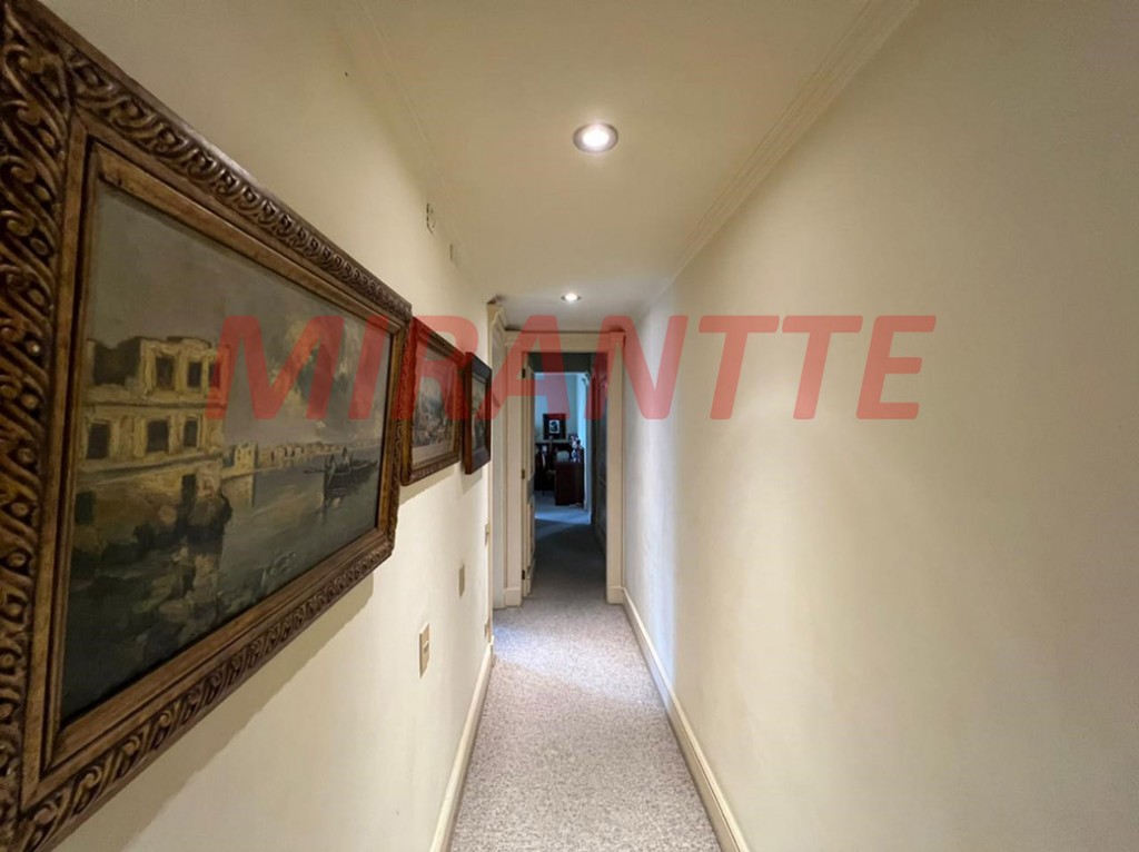 Apartamento de 220m² com 4 quartos em Itaim Bibi