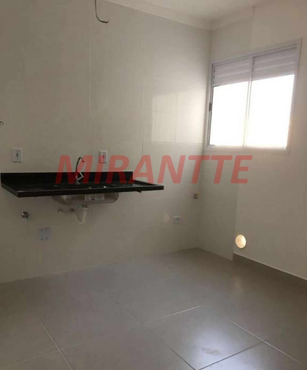 Apartamento de 39m² com 1 quarto em Vila Paulo Silas