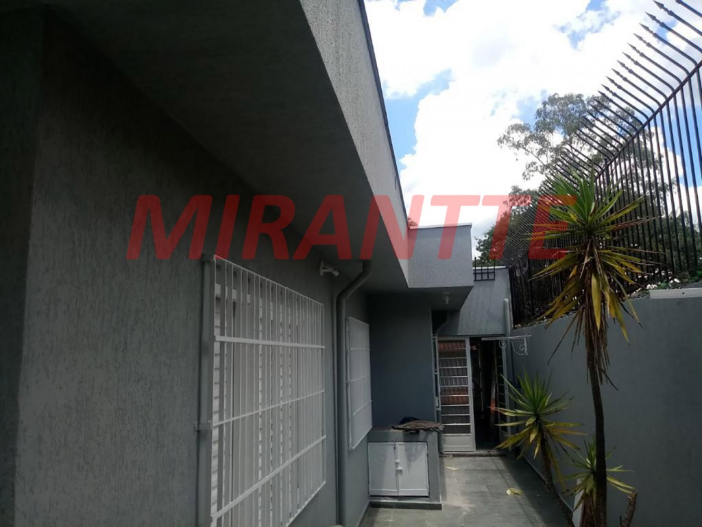 Sobrado de 211m² com 3 quartos em Tremembe