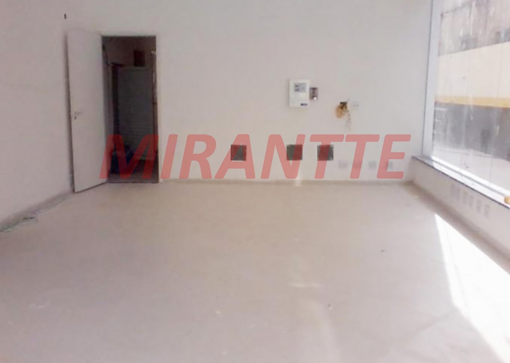 Comercial de 2800m² em Centro