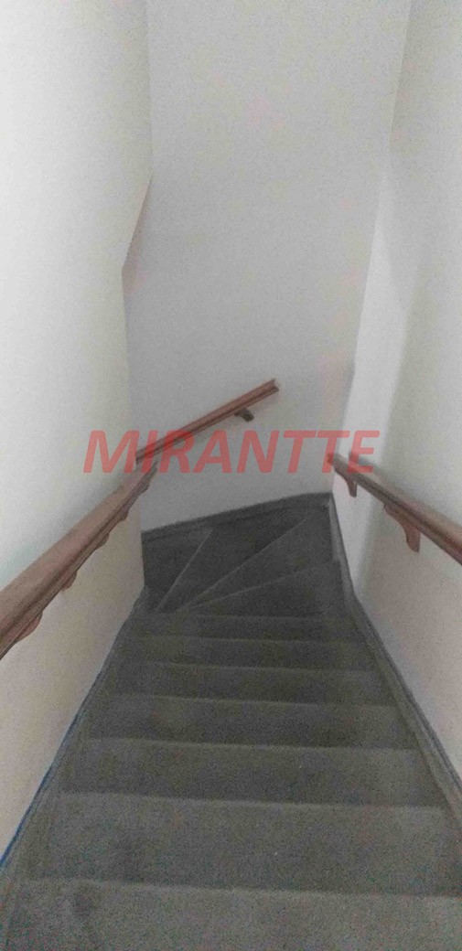 Sobrado de 191m² com 2 quartos em Água Fria