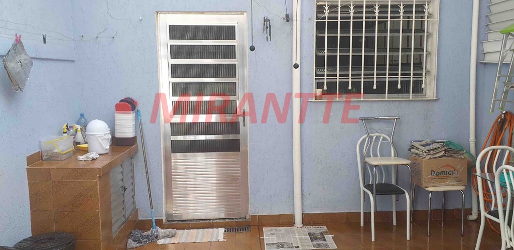 Sobrado de 191m² com 2 quartos em Água Fria