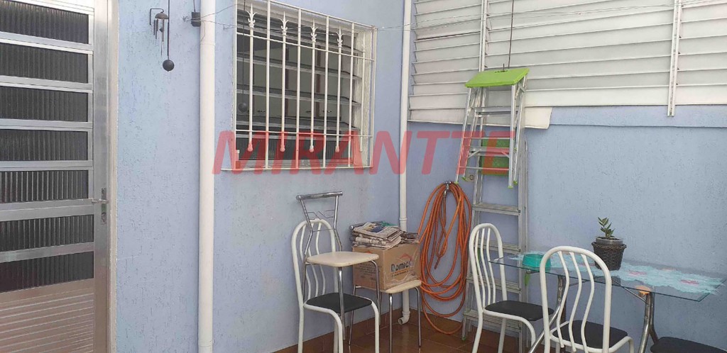 Sobrado de 191m² com 2 quartos em Água Fria