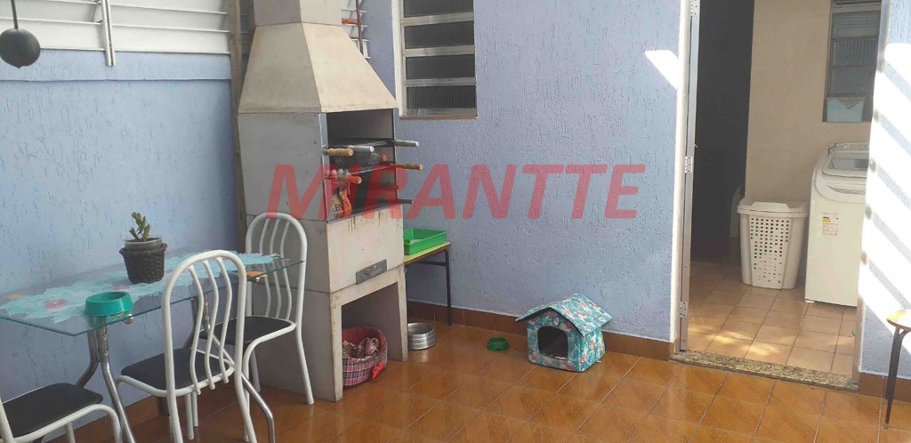 Sobrado de 191m² com 2 quartos em Água Fria