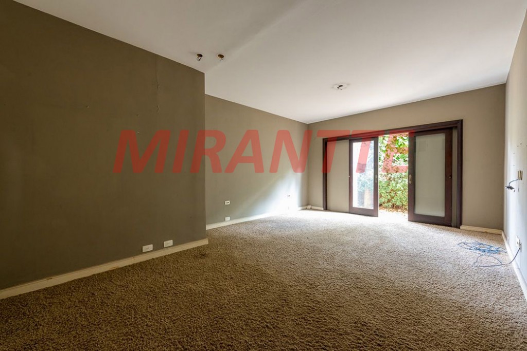 Casa terrea de 389m² com 4 quartos em Vila Madalena