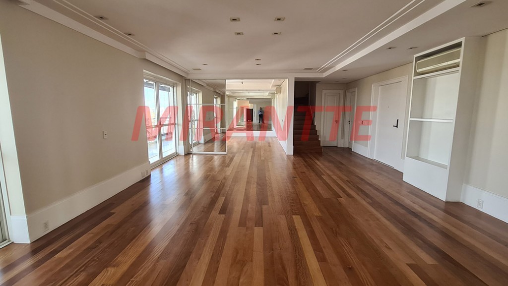 Cobertura duplex de 466m² com 4 quartos em Moema