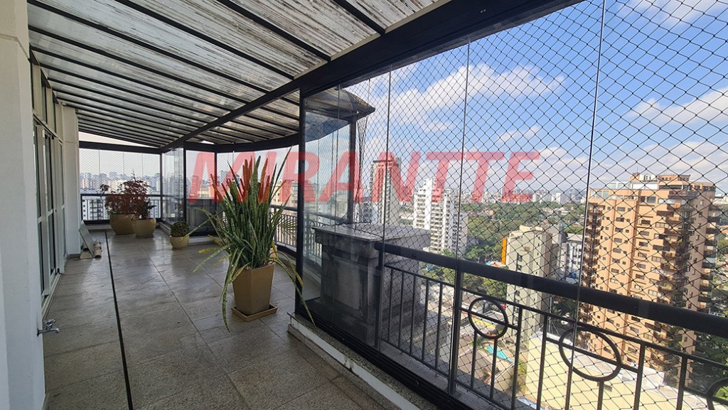 Cobertura duplex de 466m² com 4 quartos em Moema