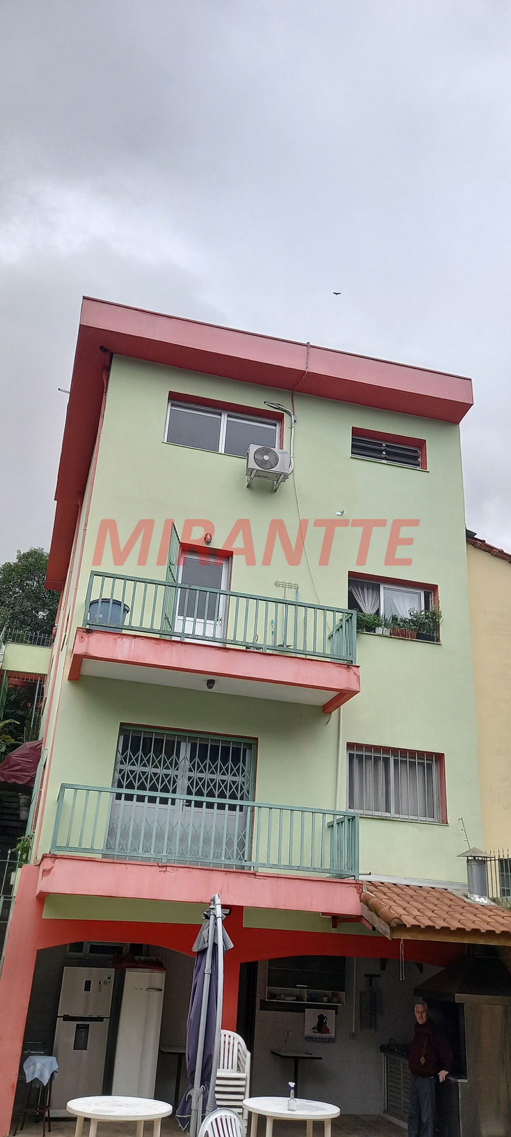 Sobrado de 349m² com 3 quartos em Casa Verde