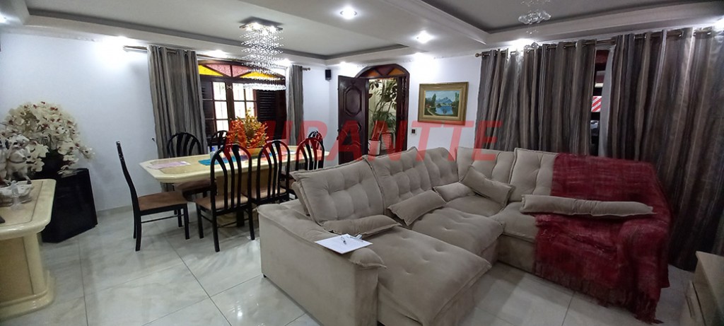 Sobrado de 349m² com 3 quartos em Casa Verde
