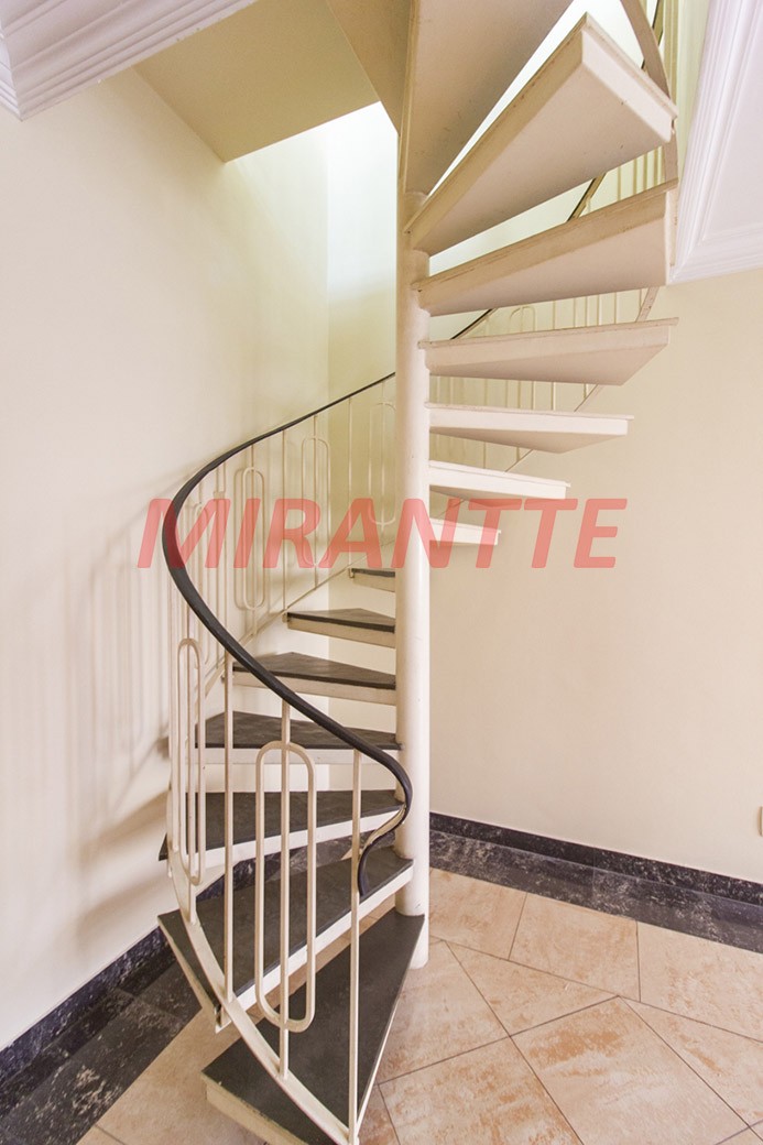 Cobertura de 185m² com 4 quartos em Santana