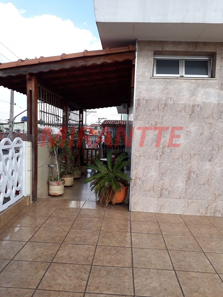 Sobrado de 181m² com 3 quartos em Vila Nova Carolina