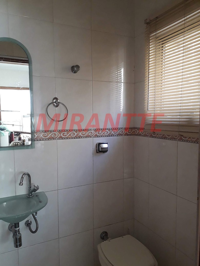 Sobrado de 181m² com 3 quartos em Vila Nova Carolina