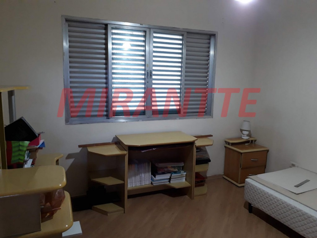 Sobrado de 181m² com 3 quartos em Vila Nova Carolina