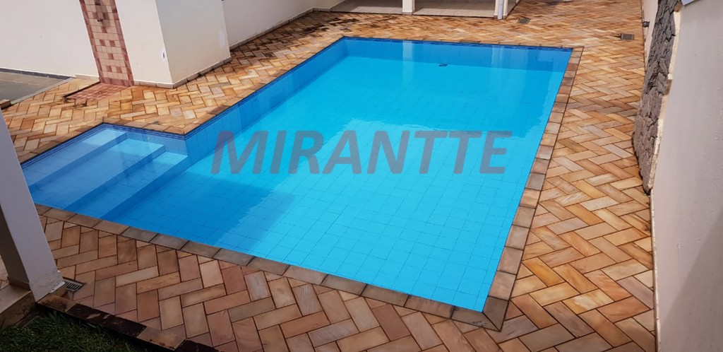 Casa terrea de 340m² com 5 quartos em JD. MIRANTE