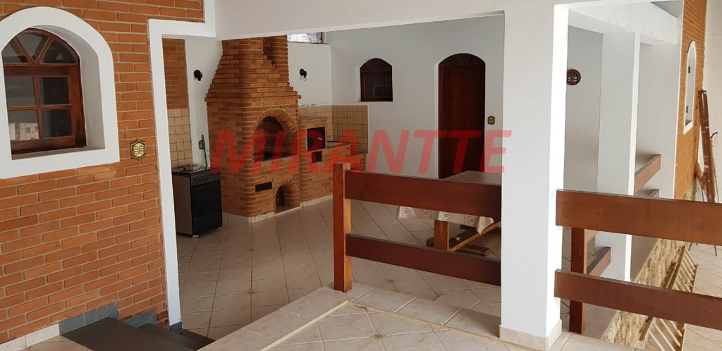 Casa terrea de 340m² com 5 quartos em JD. MIRANTE