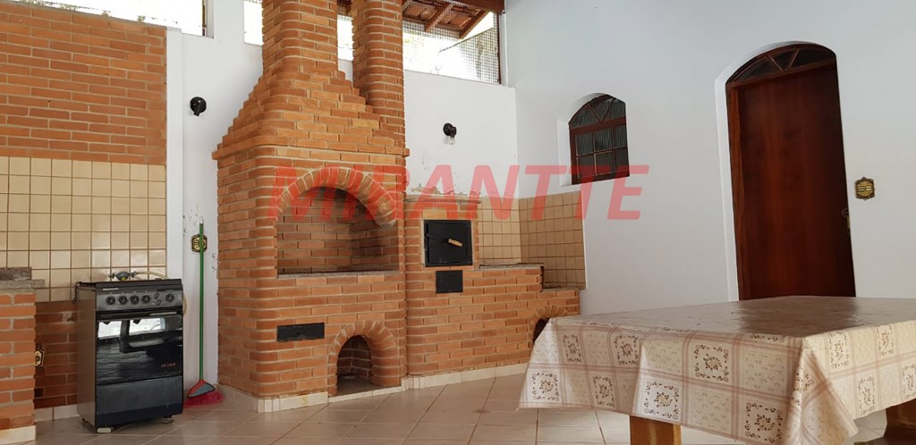 Casa terrea de 340m² com 5 quartos em JD. MIRANTE