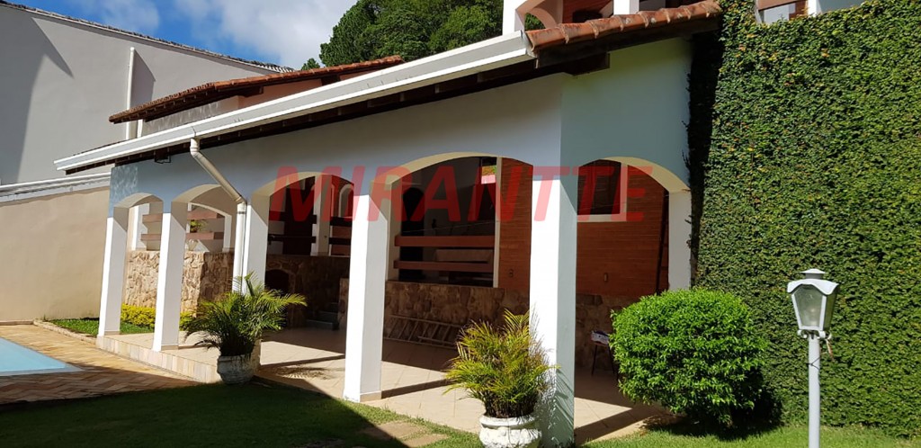 Casa terrea de 340m² com 5 quartos em JD. MIRANTE