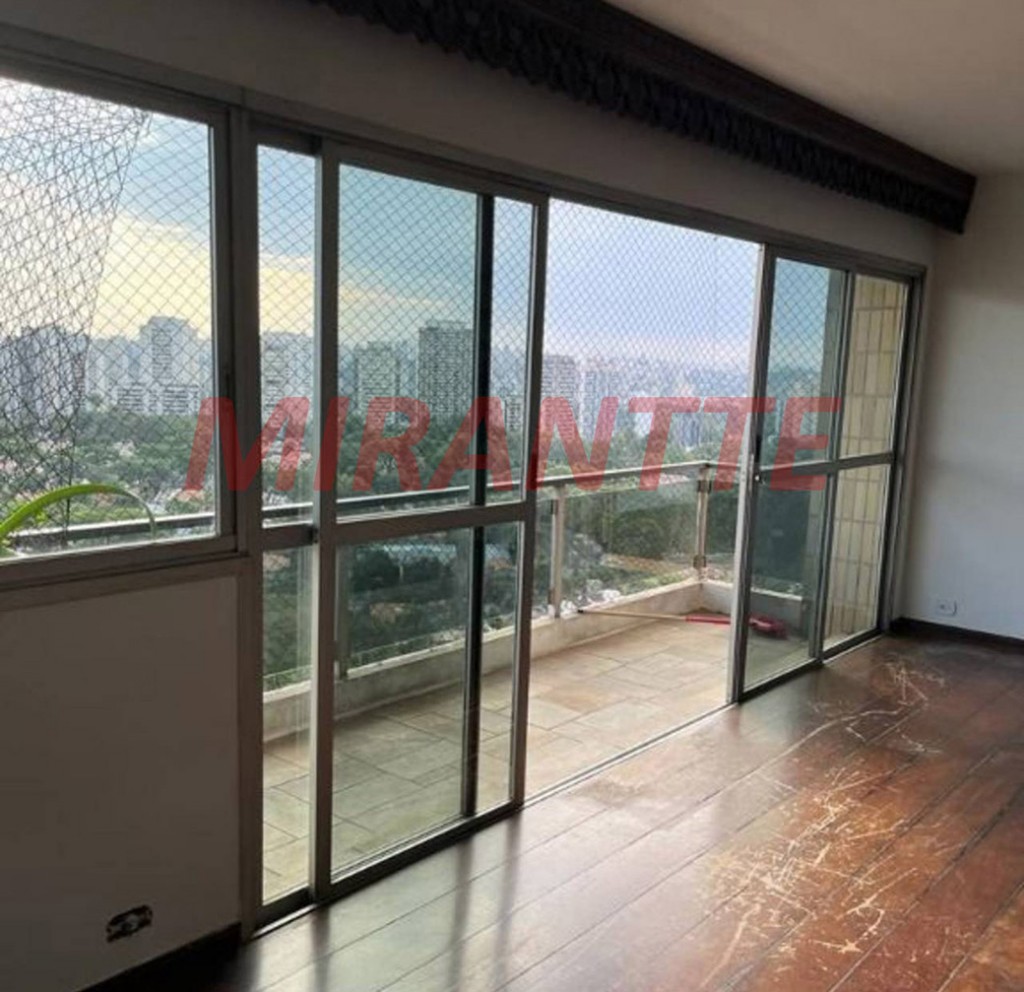 Apartamento de 329m² com 4 quartos em Alto da Boa Vista