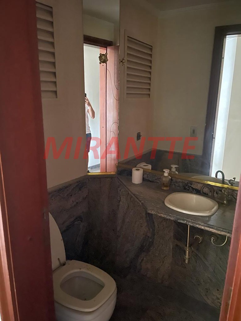 Apartamento de 192m² com 3 quartos em Moema