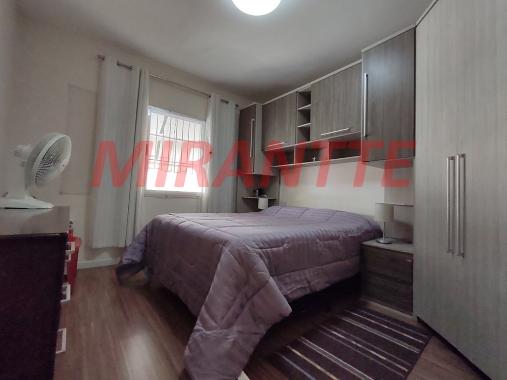 Sobrado de 141m² com 4 quartos em Santana