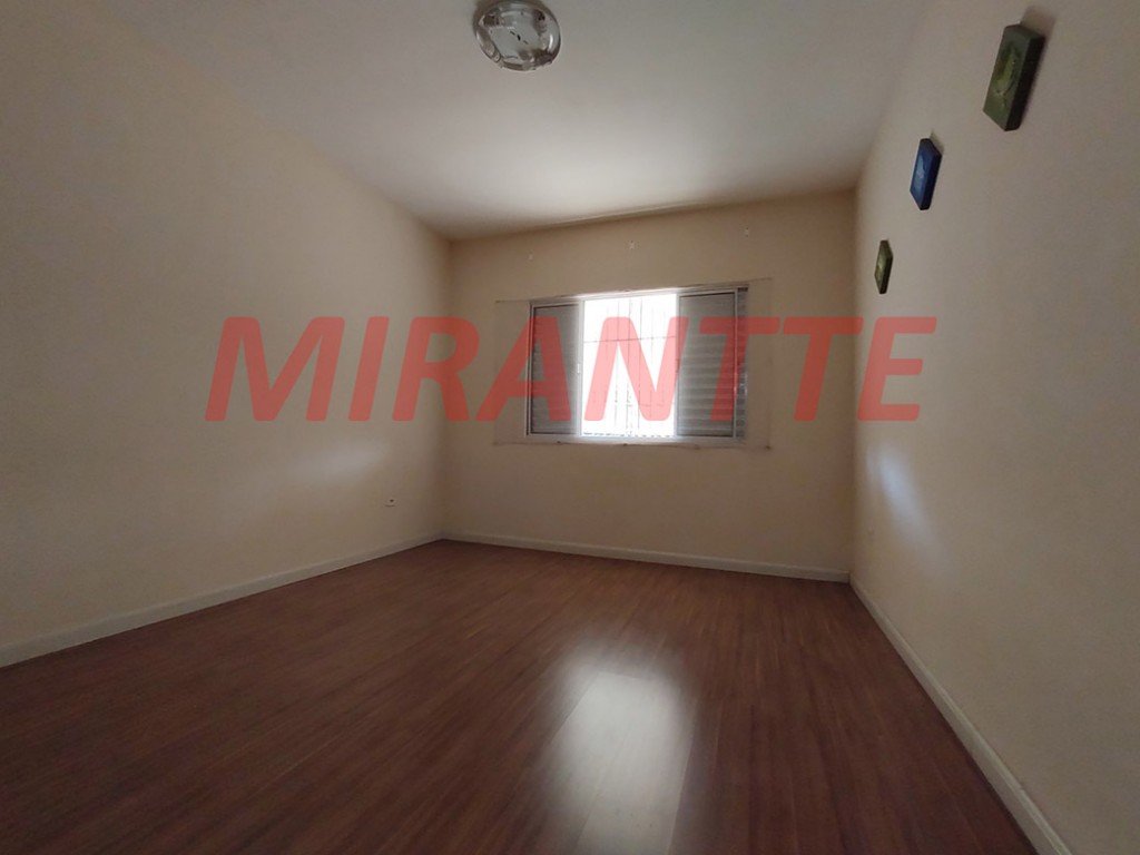 Sobrado de 141m² com 4 quartos em Santana