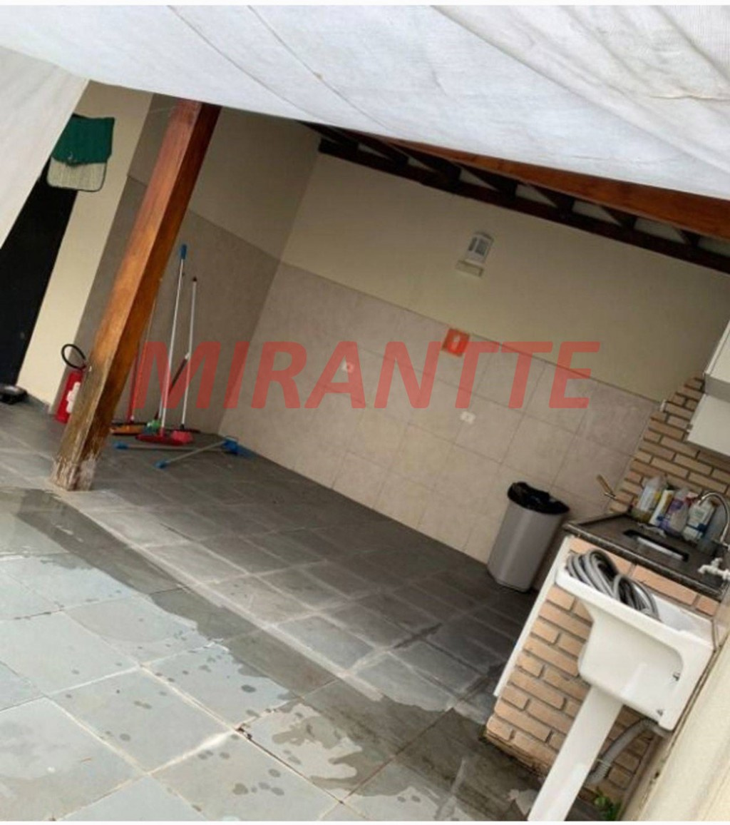 Comercial de 240m² em Casa Verde