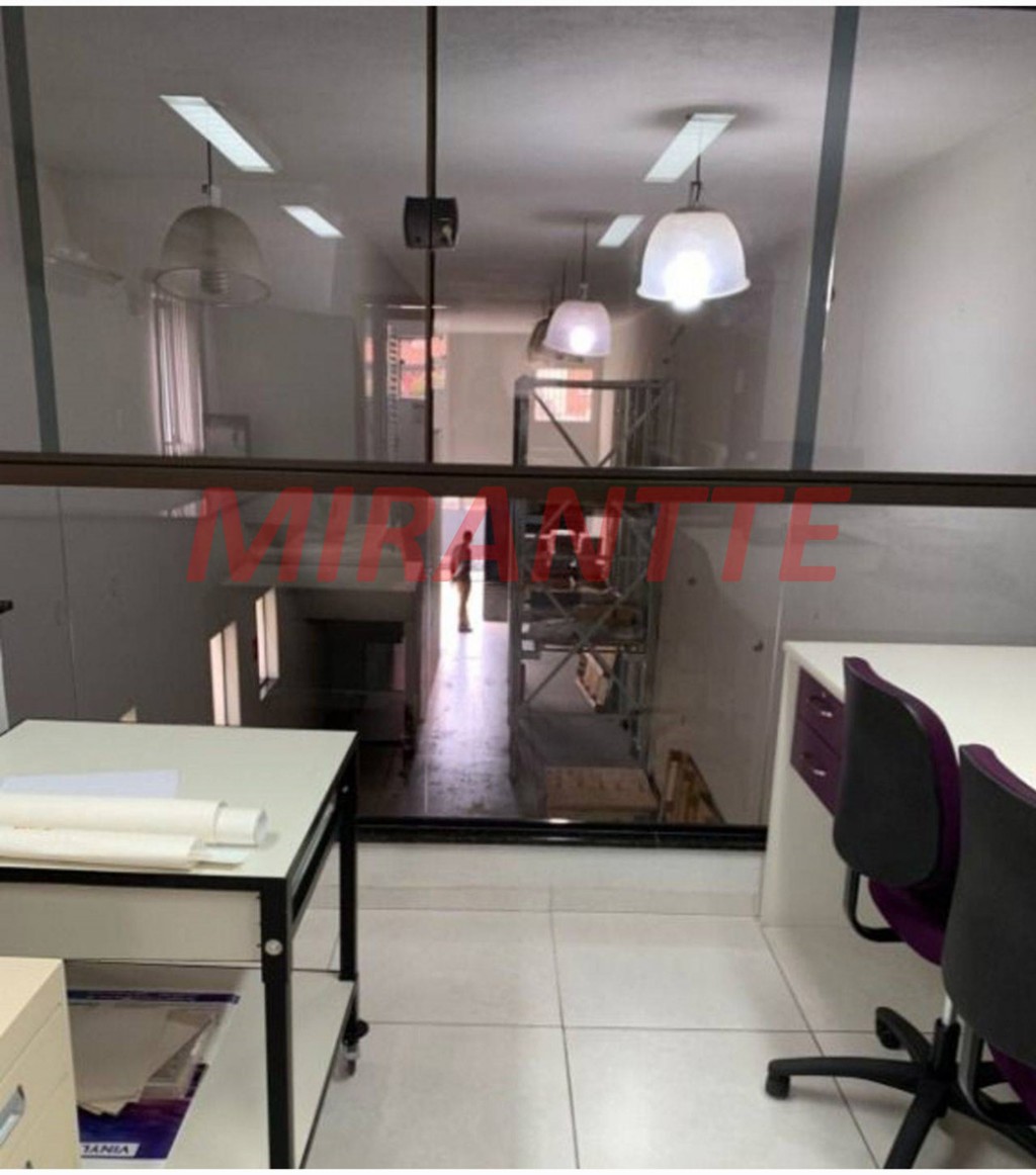 Comercial de 240m² em Casa Verde