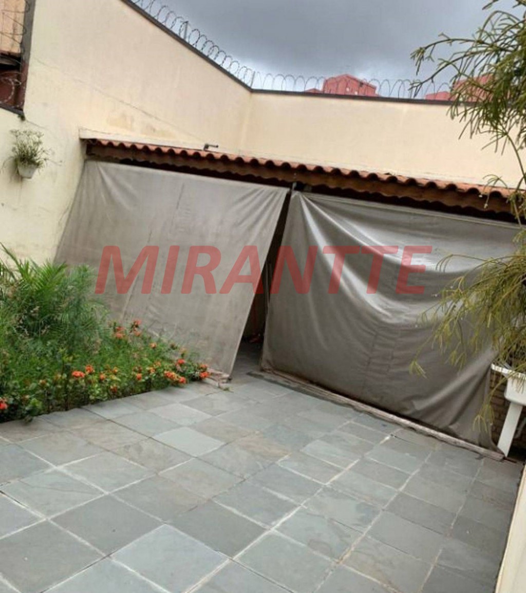 Comercial de 240m² em Casa Verde