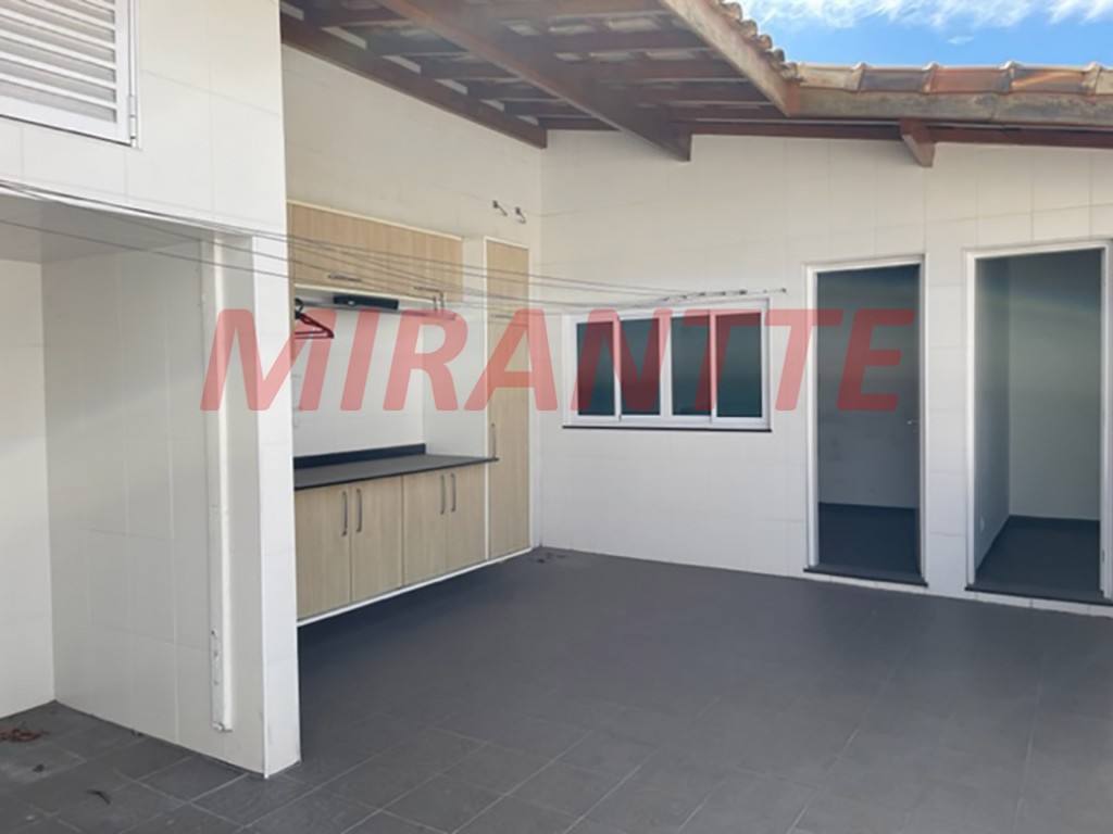 Sobrado de 200m² com 3 quartos em Jardim São Paulo