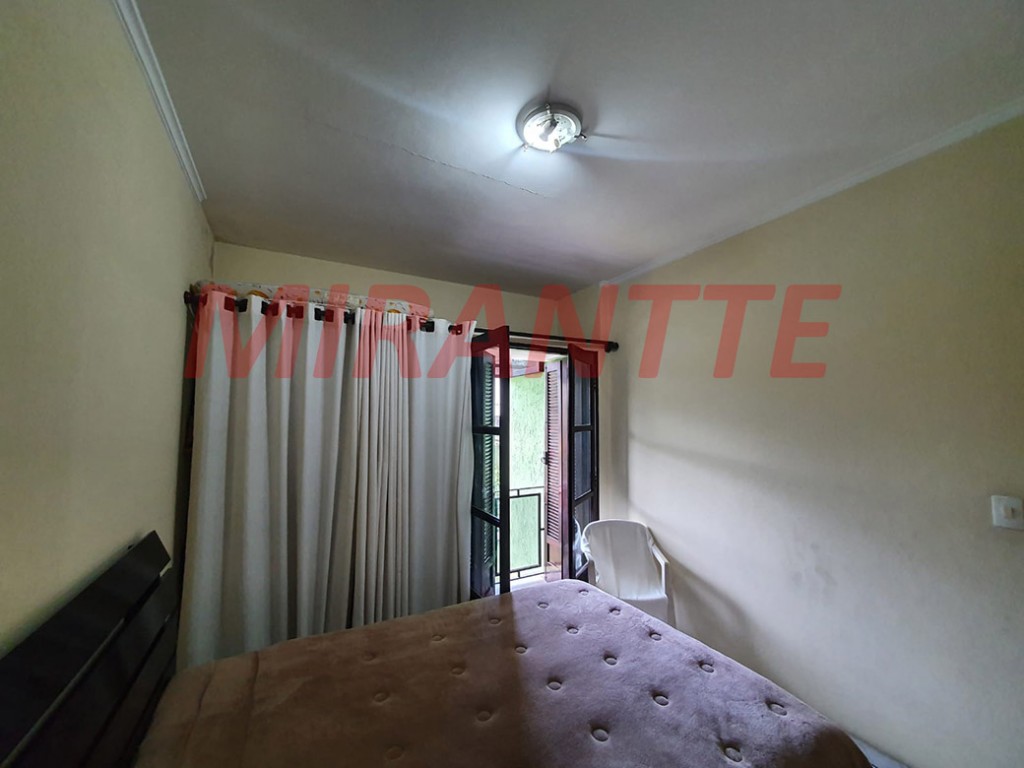 Sobrado de 300m² com 4 quartos em Jardim Guapíra