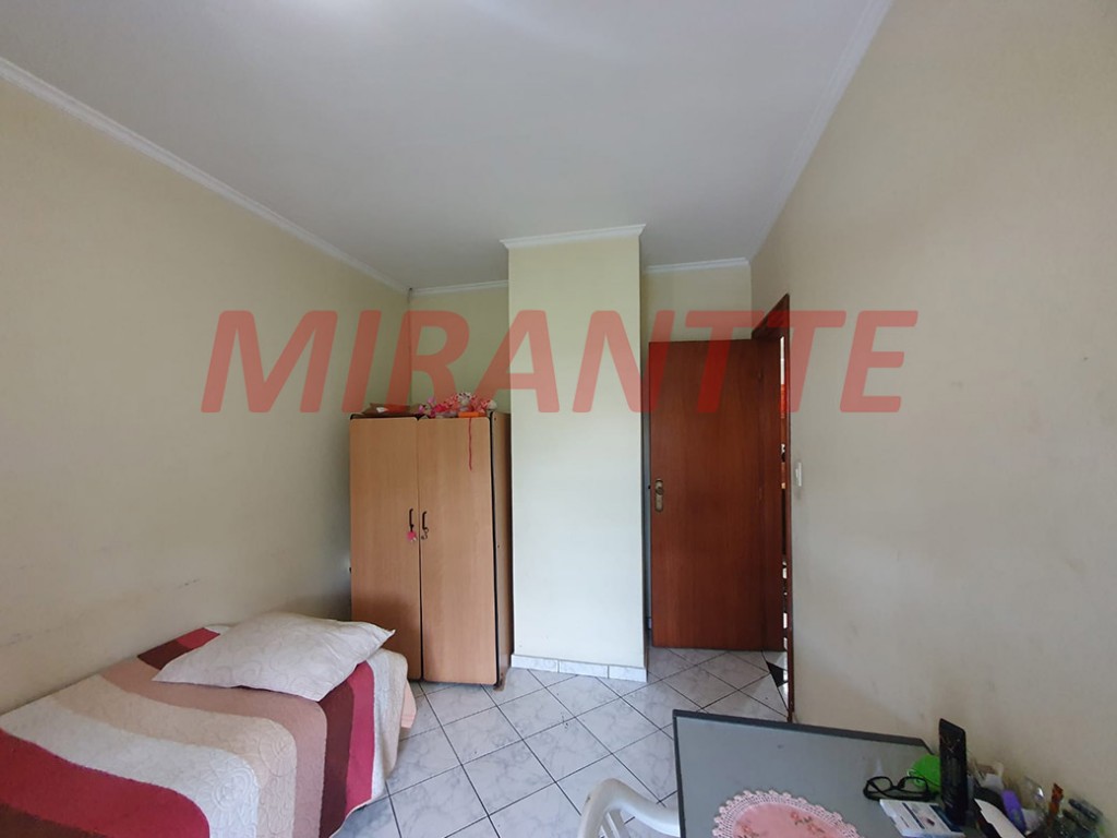 Sobrado de 300m² com 4 quartos em Jardim Guapíra