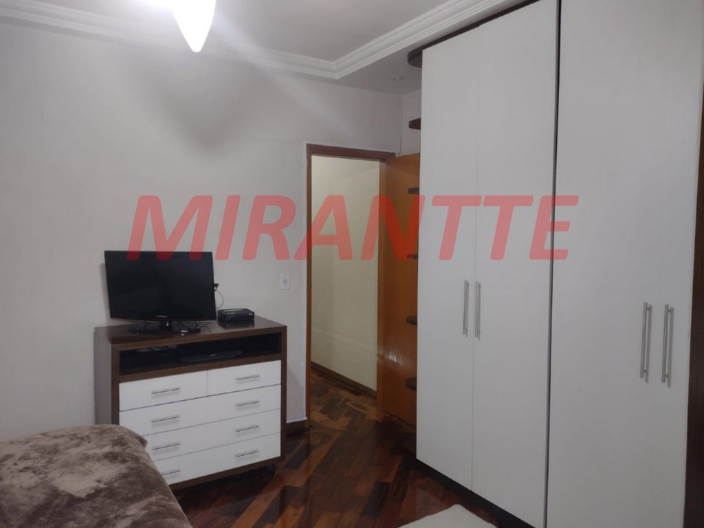 Sobrado de 240m² com 3 quartos em Vila Irmaos Arnoni
