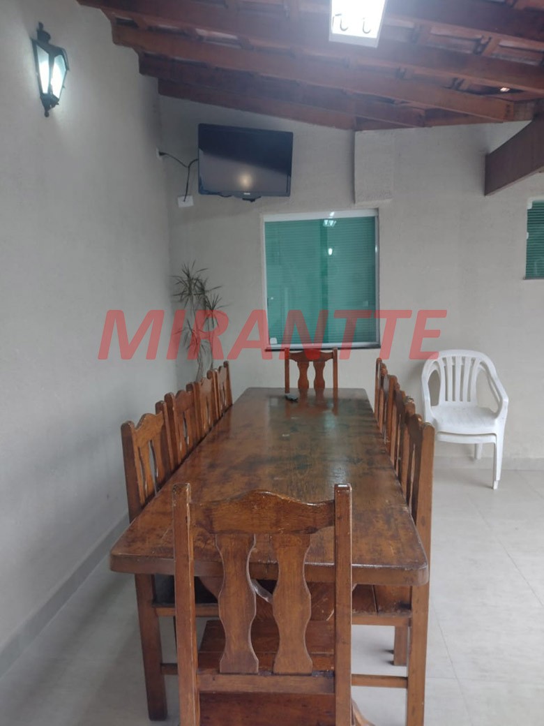 Sobrado de 240m² com 3 quartos em Vila Irmaos Arnoni