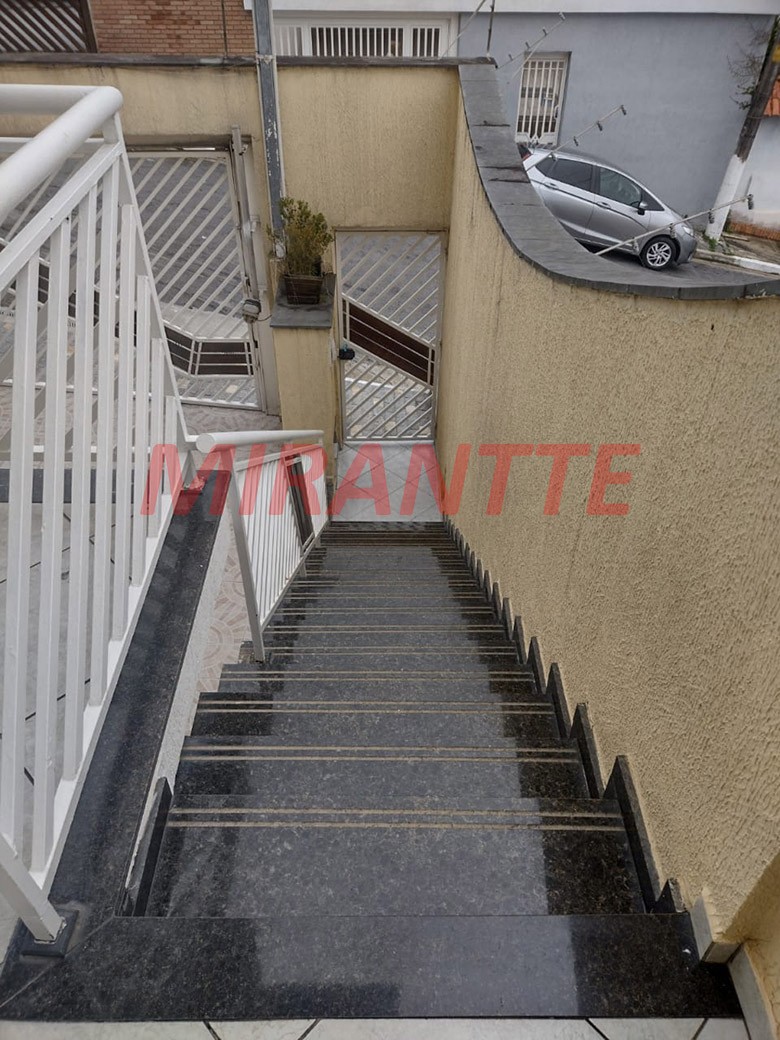 Sobrado de 240m² com 3 quartos em Vila Irmaos Arnoni