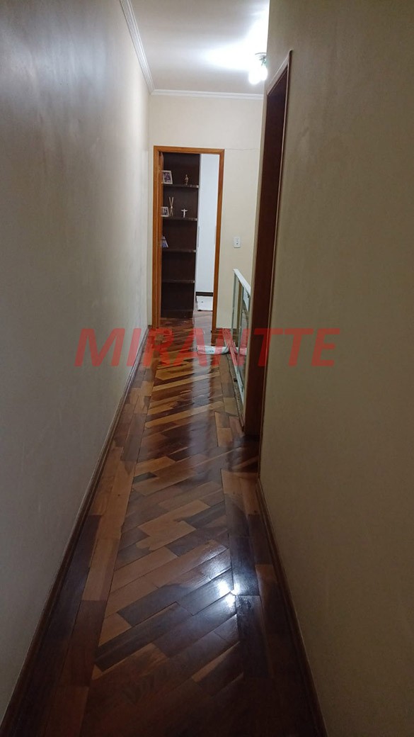 Sobrado de 240m² com 3 quartos em Vila Irmaos Arnoni