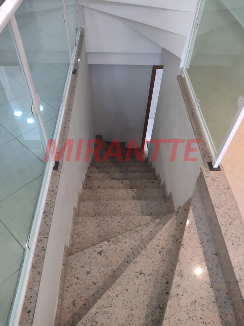 Sobrado de 240m² com 3 quartos em Vila Irmaos Arnoni