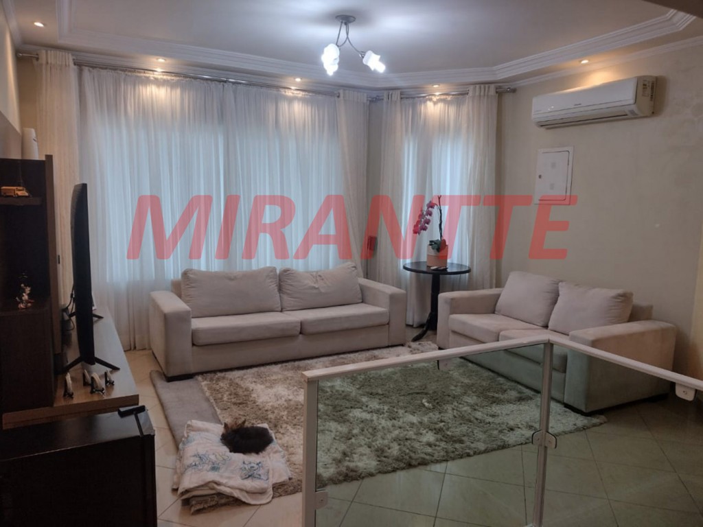 Sobrado de 240m² com 3 quartos em Vila Irmaos Arnoni