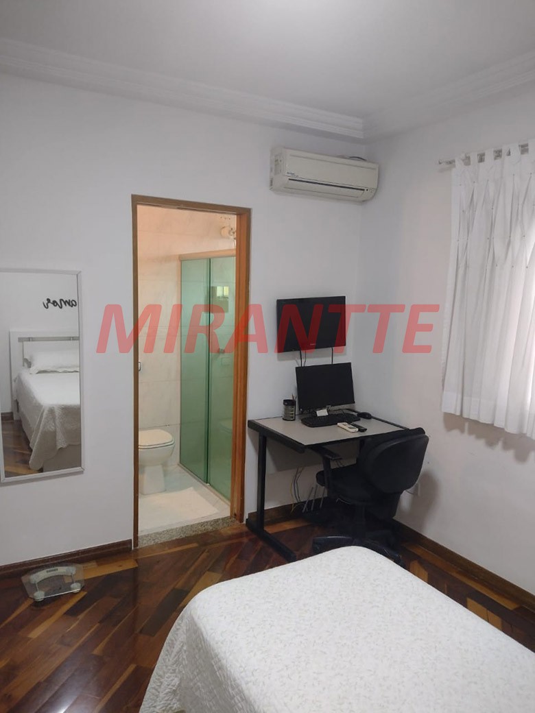 Sobrado de 240m² com 3 quartos em Vila Irmaos Arnoni